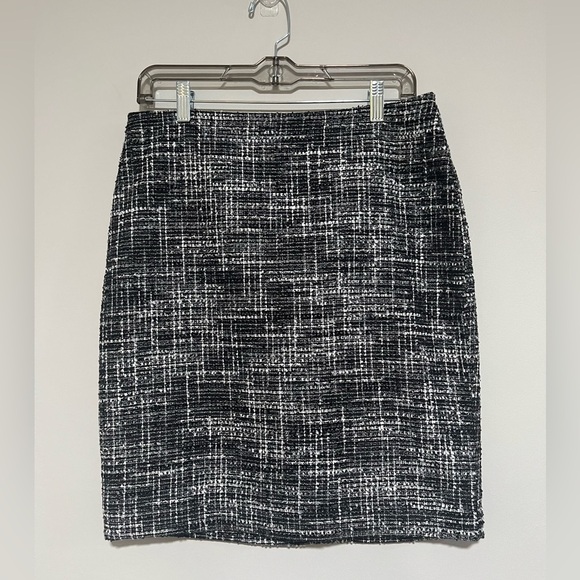 NWT Ann Taylor Factory Black/Gray Tweed Suit Jacket Skirt 8 Petite Old Money - Picture 9 of 13